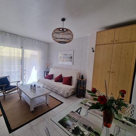 Lovely One Bedroom With Balcony Roses Dış mekan fotoğraf