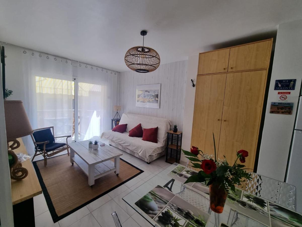 Lovely One Bedroom With Balcony Roses Dış mekan fotoğraf